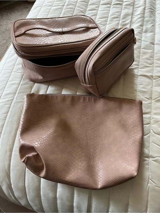 Sonia Kashuk Handbags - Sonia Kashuk Blush Pink Makeup Bag Set
